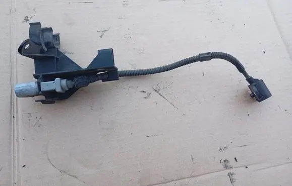 Dodge Journey Crankshaft position sensor 9805940