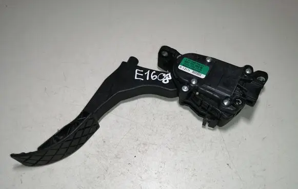 Seat Ibiza IV (6J,6P) Accelerator throttle pedal 6Q1721503M