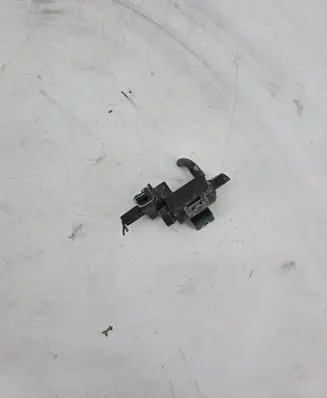 Toyota Avensis T250 Turbo solenoid valve 258600R010 22828606
