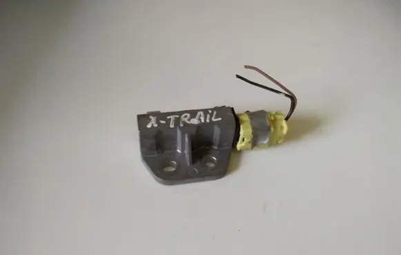 Nissan X-Trail T30 Airbag deployment crash/impact sensor NOCODE