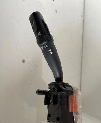 Toyota Corolla Verso E121 Indicator stalk 173650