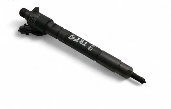 Volvo S60 Fuel injector 31272690