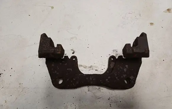 Volkswagen Touareg I Front Brake Caliper Pad/Carrier 