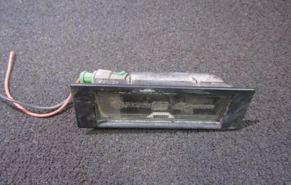 Alfa Romeo 156 Number plate light 46408006
