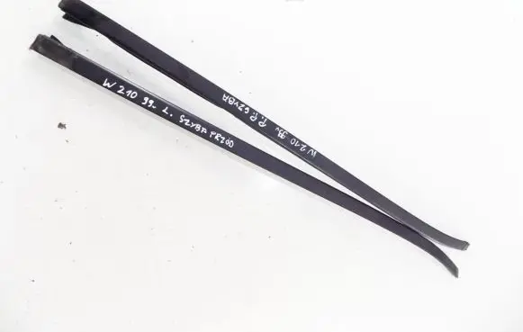 Mercedes-Benz E W210 Windshield trim