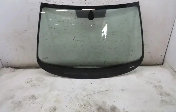 Skoda Octavia Mk3 (5E) Front windscreen/windshield window 
