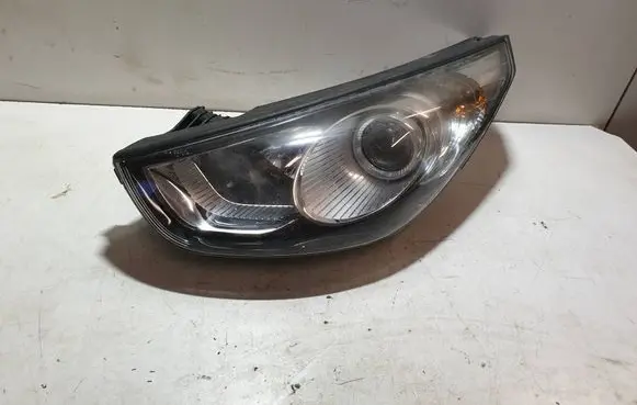 Hyundai ix35 Headlight/headlamp 12806 32012807
