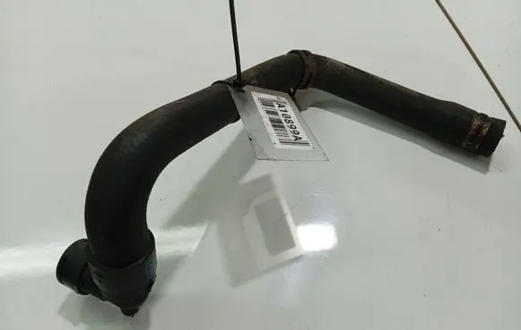 Peugeot 407 Engine coolant pipe/hose