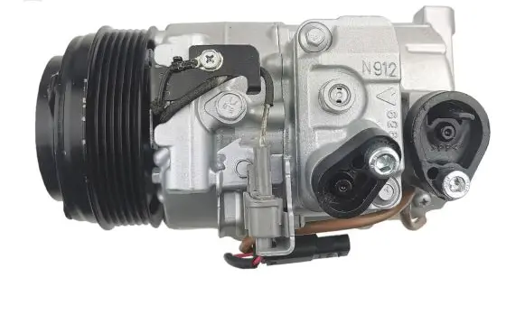 BMW 4 F32 F33 Air conditioning (A/C) compressor (pump) 4472807082 008302600 A0008302600