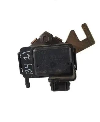 Volkswagen PASSAT B4 Air pressure sensor 3A0906051 0261230008 22394