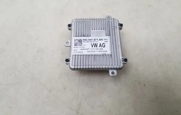 Skoda Superb B8 (3V) Light module LCM 992941571AA