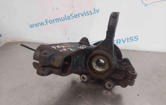 Ford Focus Front wheel hub spindle knuckle AV613K170