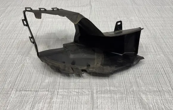 Peugeot 3008 II Radiator trim 9836834080