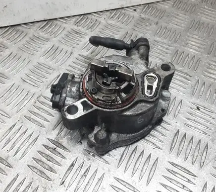 Ford Focus Vacuum pump 9804021880