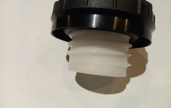 Hyundai Santa Fe Fuel tank filler cap 31010 24000