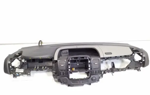 Renault Trafic III (X82) Dashboard 681004777R