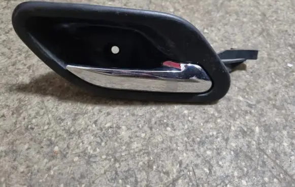BMW 5 E39 Rear door interior handle 8226050