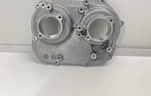 Porsche Panamera (971) Timing chain cover 06M109286 06M109286F