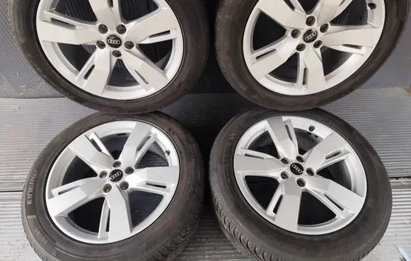 Audi Q5 SQ5 FY R19 alloy rim AUDIQ580AKOLA
