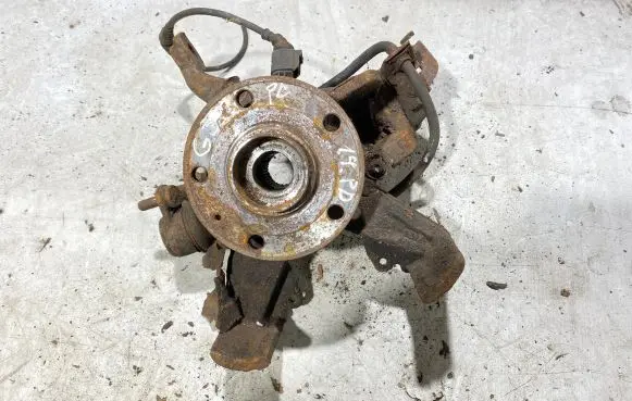 Volkswagen Golf V Front wheel hub spindle knuckle