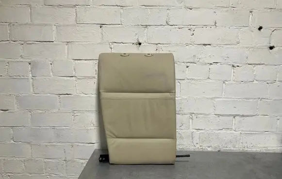 Rear seat
