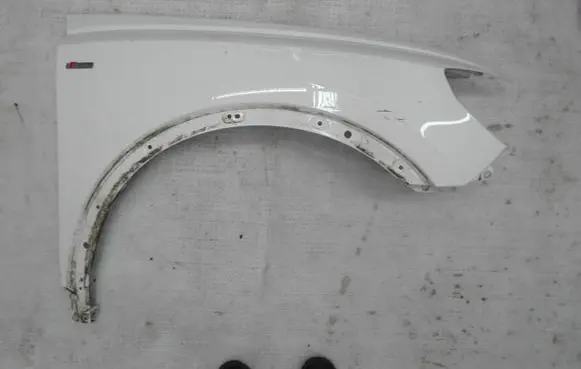 Audi Q3 F3 Fender BOTNIKQ3PRAWY