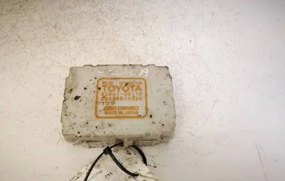 Toyota Camry Other control units/modules 8264120110 0689000820