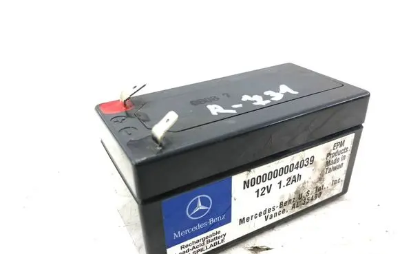 Mercedes-Benz ML W164 Car battery N000000004039