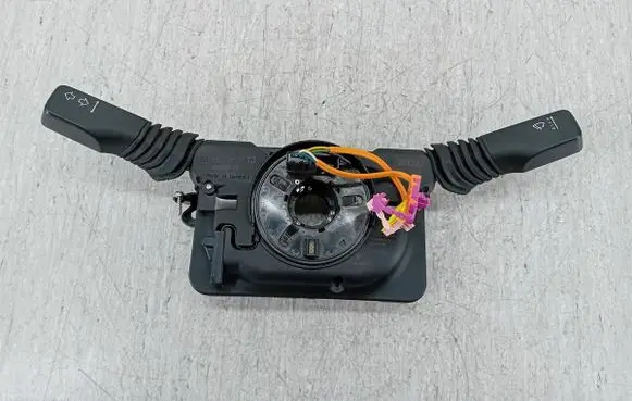 Opel Zafira B Wiper turn signal indicator stalk/switch 13245737TJ