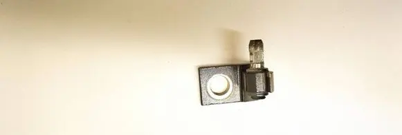 Volkswagen Golf VII Front door upper hinge