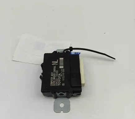 Lexus NX Other devices 8943078040