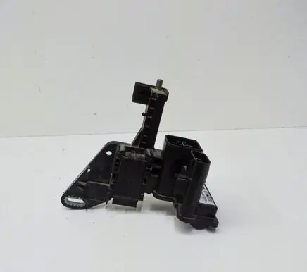 BMW 3 F30 F35 F31 Current control relay 9225016