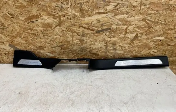 Porsche Cayenne (9Y0 9Y3) Front sill trim cover 760853846A 760853846