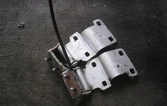 Honda Civic Tailgate/trunk/boot hinge