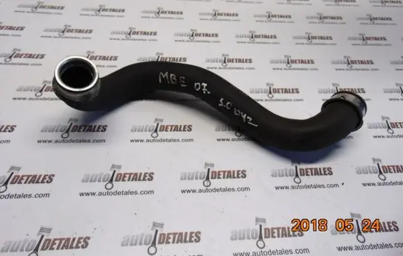 Mercedes-Benz E W211 Engine coolant pipe/hose A2115015482