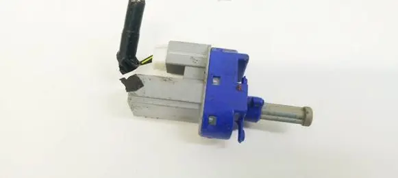Mazda CX-7 Brake pedal sensor switch BP4K