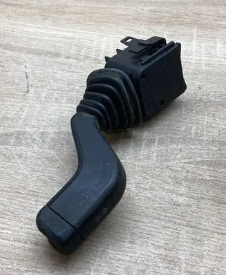 Opel Calibra Wiper control stalk 90221174 12233903