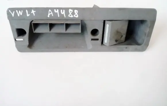 Volkswagen II LT Rear door interior handle 9017600361