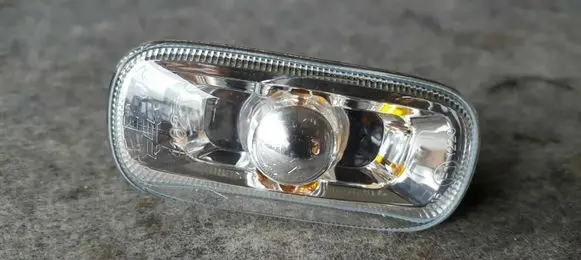 Audi A6 S6 C5 4B Front fender indicator light 8E0949127