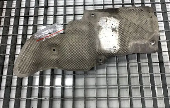 Skoda Superb B8 (3V) Exhaust heat shield 5Q1423981F