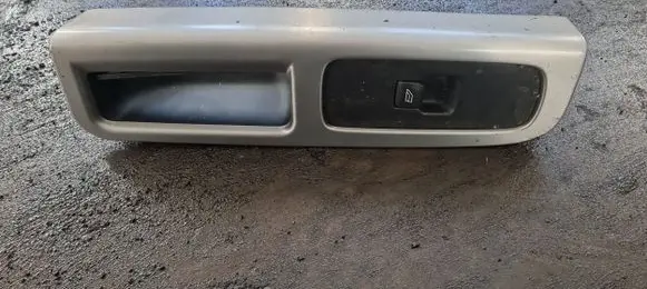 Volvo V50 Electric window control switch 30658448