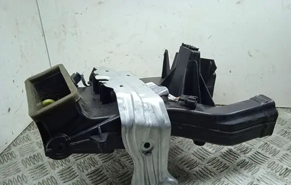 Mercedes-Benz GLE (W166 - C292) Interior heater climate box assembly housing A1668301600