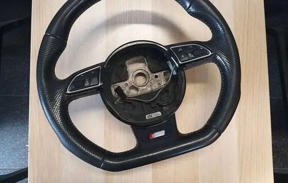Steering wheel