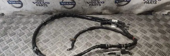 Mercedes-Benz GL X166 Wires (starter motor) A1664409508