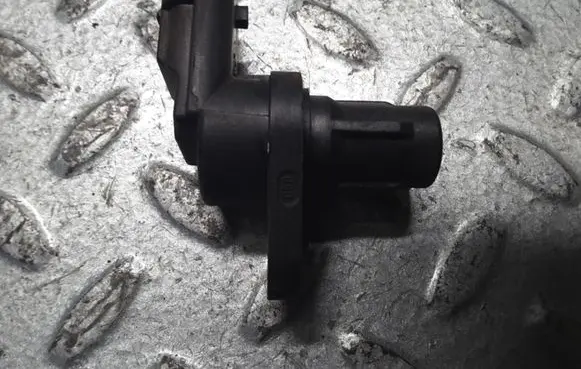 Volvo XC90 Crankshaft speed sensor 0232103063 8658726