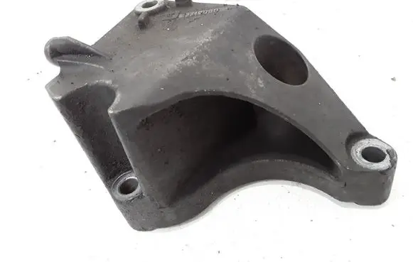 Saab 9-3 Ver2 Gearbox mounting bracket 13112030