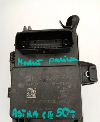 Opel Astra J Fuel injection pump control unit/module 20831727 H727DA00061039 5DE93405001AC