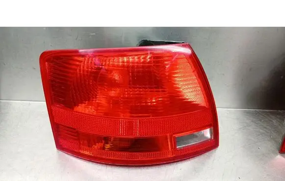 Audi A4 S4 B7 8E 8H Rear/tail lights AR002A01
