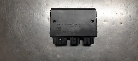 Audi A6 S6 C7 4G Tow bar trailer control unit/module 4G8907383 5G001001