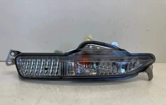 Iveco Daily 6th gen Front indicator light 5802312355 465909999
